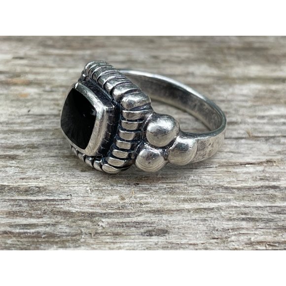Vintage sterling Silver Onyx Ring Size 5.5 Boho Tribal - Picture 10 of 11